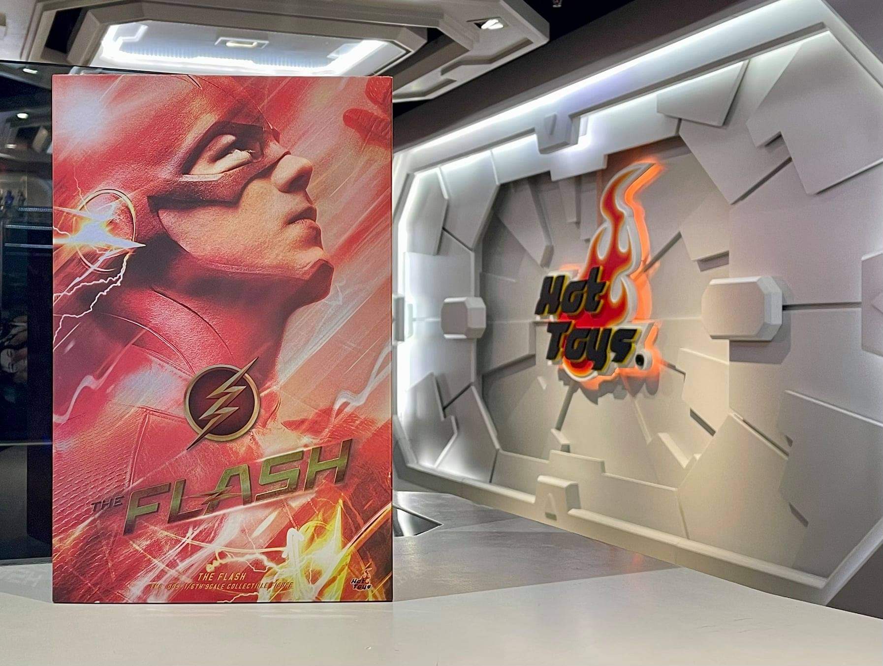 IN STOCK * Hot Toys TMS009 THE FLASH