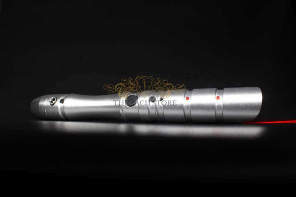 Most affordable saber: The Tiny Giant (Kyojin) custom saber - Image 3